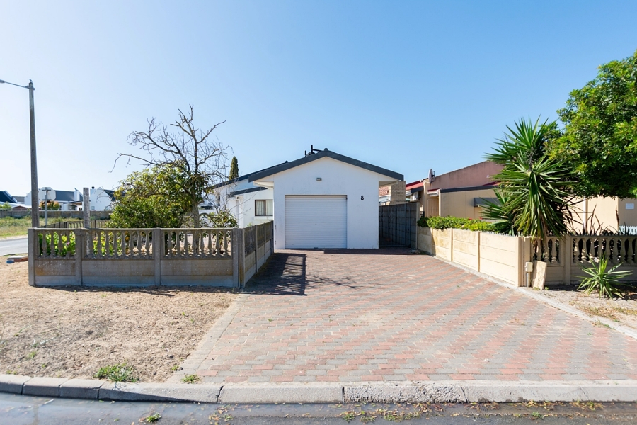 2 Bedroom Property for Sale in Laaiplek Western Cape